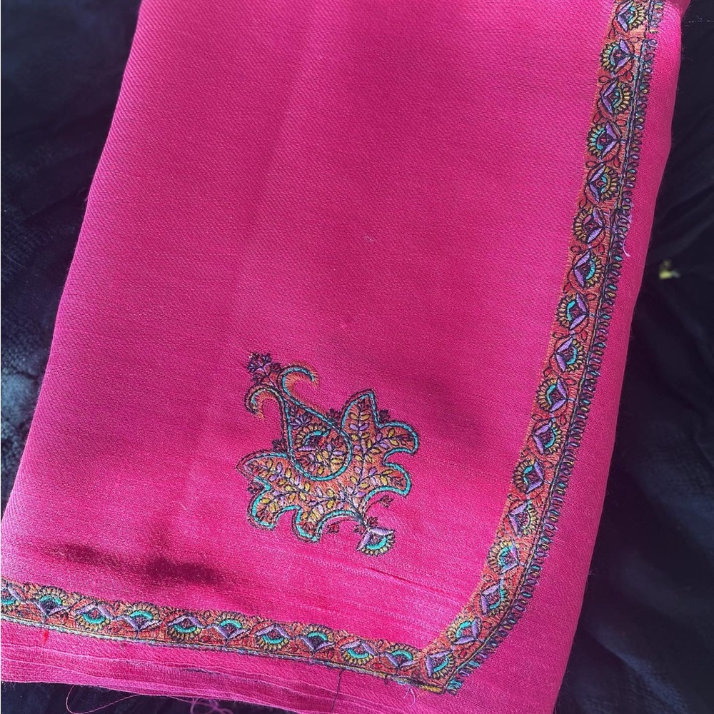 Elegant Pink Embroidered Pashmina Shawl
